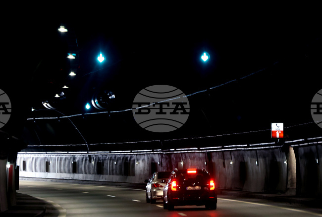 Възстановено е движението в тунел „Витиня“ на АМ „Хемус“ в посока София, съобщиха от АПИ