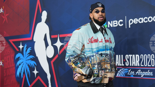 Звездата на Ню Йорк Никс Карл-Антъни Таунс би обмислил да играе в НБА Европа