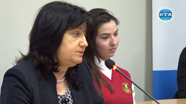 Близо 300 ученици и учители от Професионалната гимназия по туризъм в Плевен са участвали в дейности по програмата "Еразъм+"