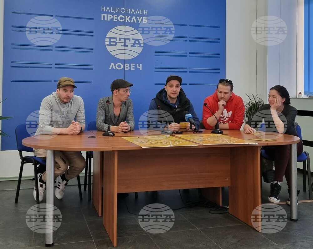 "Седемте стола" е най-новото заглавие на Драматичния театър в Ловеч