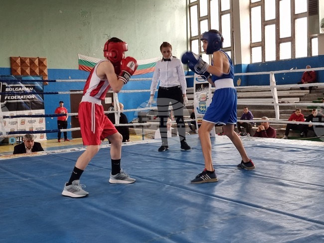 Кърджали - Държавно лично отборно първенство за юноши по бокс