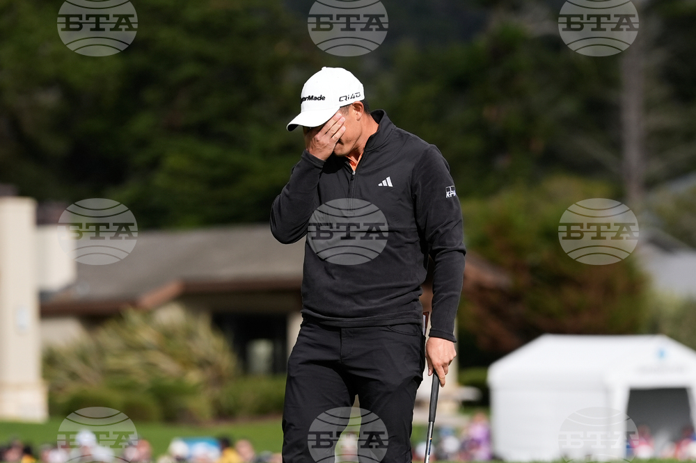 APTOPIX Pebble Beach Golf