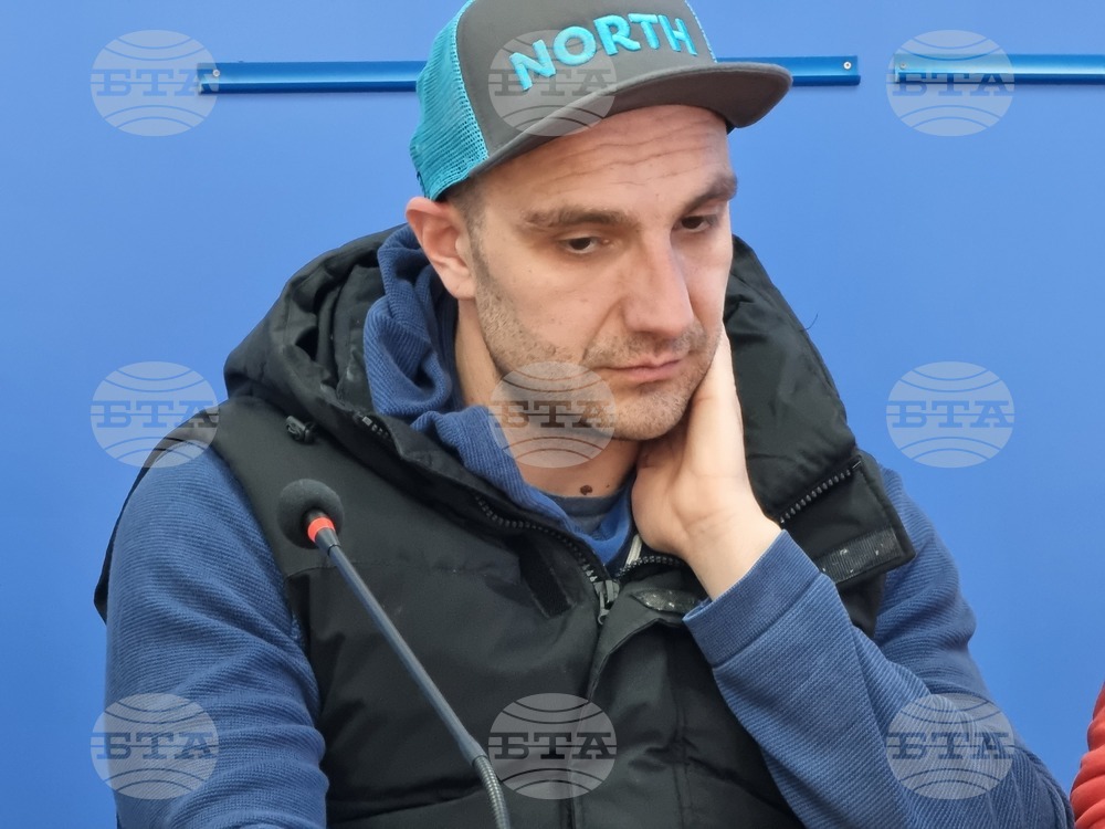 Националния пресклуб на БТА Ловеч - театър - пресконференция - Дамян Тенев