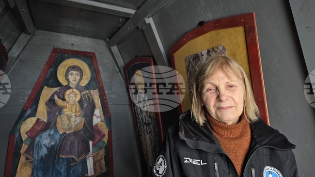Навсякъде, където има българи, трябва да има частица от българската вяра, особено на Антарктида, каза за БТА иконописецът Ганка Павлова