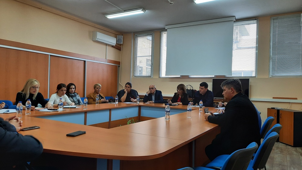 Областна администрация Добрич: Работна среща във връзка с организацията по произвеждането на изборите за народни представители се проведе в Областна администрация