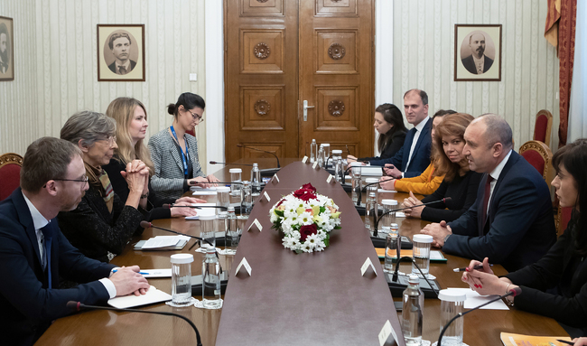 Президентът: Изключително важно е в предсрочните парламентарни избори да участват възможно най-много граждани, което да укрепи легитимността на институциите