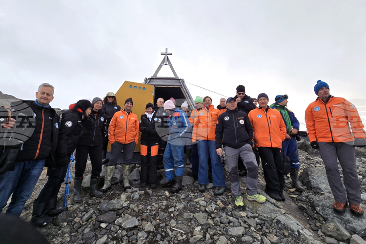 Art and Science Meet at Bulgaria’s Antarctic Base with New Icons and VR Project