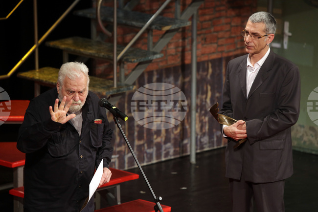 Проф. Иван Веселинов - художник, карикатурист, режисьор и сценарист на анимационни филми