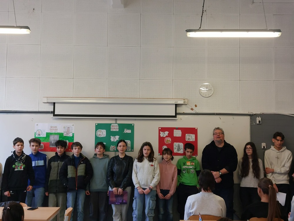 Директорът Миглена Дикова-Миланова: Левски живее в паметта на Българското училище „Пейо Яворов“ в Брюксел, Белгия