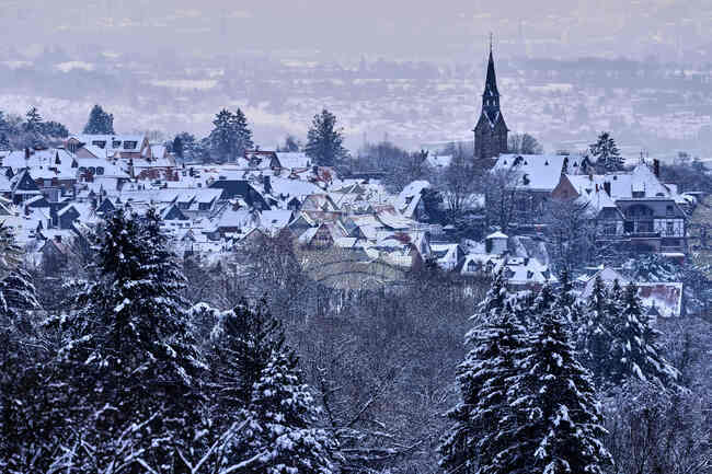 Учител в германска детска градина е заподозрян в сексуални посегателства върху шест деца