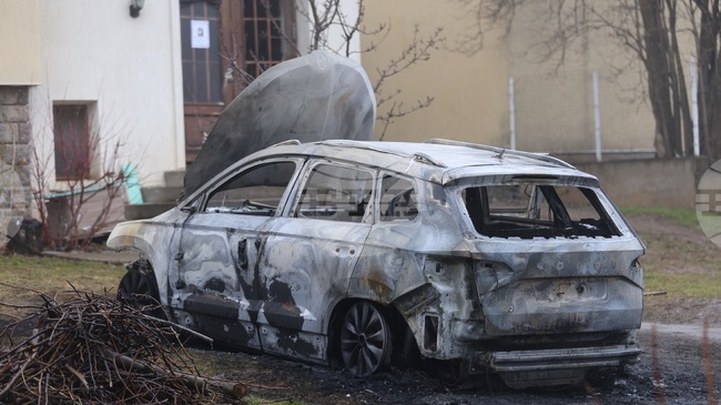 В село Бистрица са задържани петима мъже, съобщиха от столичната полиция