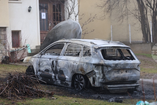 В село Бистрица са задържани петима мъже, съобщиха от столичната полиция