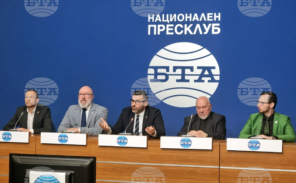 До момента „България може“ няма покана да разговаря за включване в бъдеща коалиция с Румен Радев, заявиха от партията