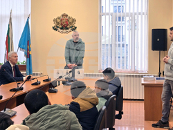 Разлог - книга - Левски - представяне