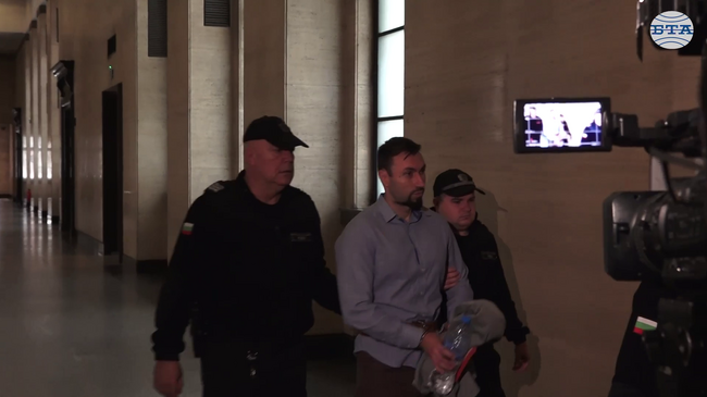 Съдът оправда напълно Пламен Владимиров и измени присъдата на сина му Орлин Владимиров на 20 г. затвор за убийството на Евгения през 2021 г.