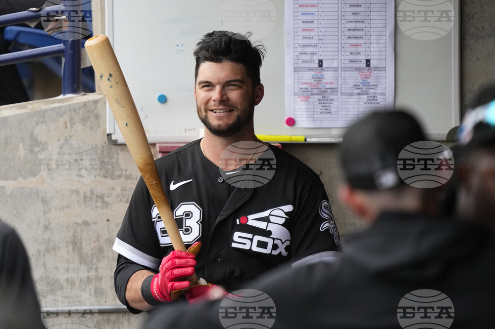 White Sox Brewers Baseball