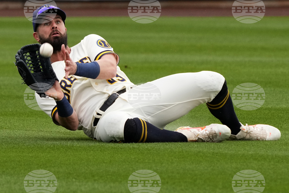 White Sox Brewers Baseball