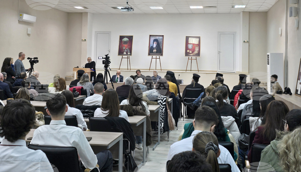 Екзарх Антим Първи е духовен водач и държавник с ключова роля за международното утвърждаване на българския въпрос, каза проф. Пламен Павлов