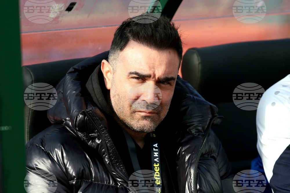 "Недопустимо е при статично положение футболист на противника да е сам на задна греда", ядосва се треньорът на Монтана Акис Вавалис