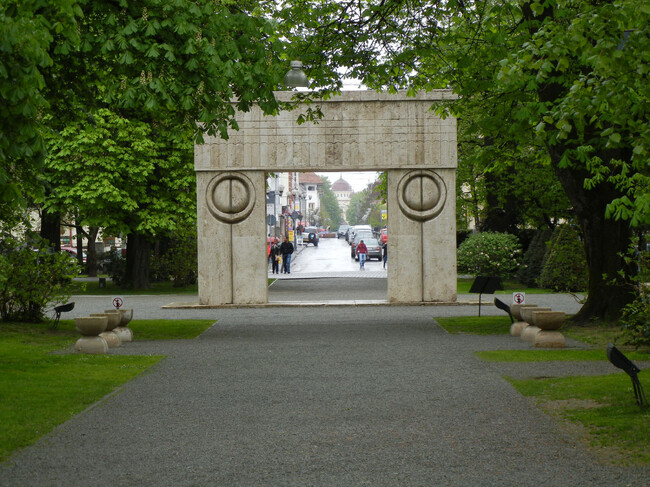 Аджерпрес: Паркът на Търгу Жиу, в който са изложени скулптури на Константин Брънкуш, ще бъде обновен
