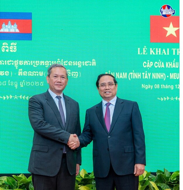 АКП: Камбоджанският премиер поздрави виетнамския си колега по случай Лунната нова година