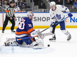 Maple Leafs Islanders Hockey