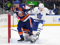 Maple Leafs Islanders Hockey