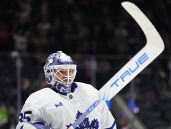 Maple Leafs Islanders Hockey