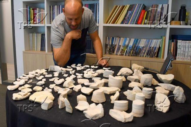 ТПС: Древна работилница за каменни съдове е открита в Йерусалим след арест на иманяри