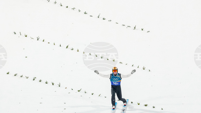 Домен Превц записа шеста поредна победа в Световната купа по ски скокове