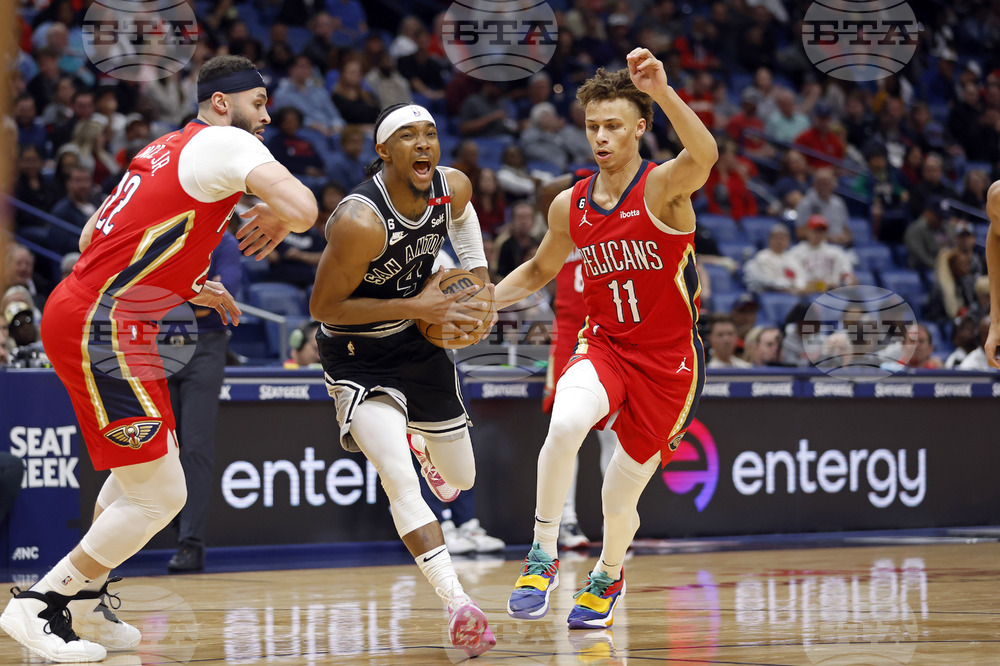 Spurs Pelicans Basketball