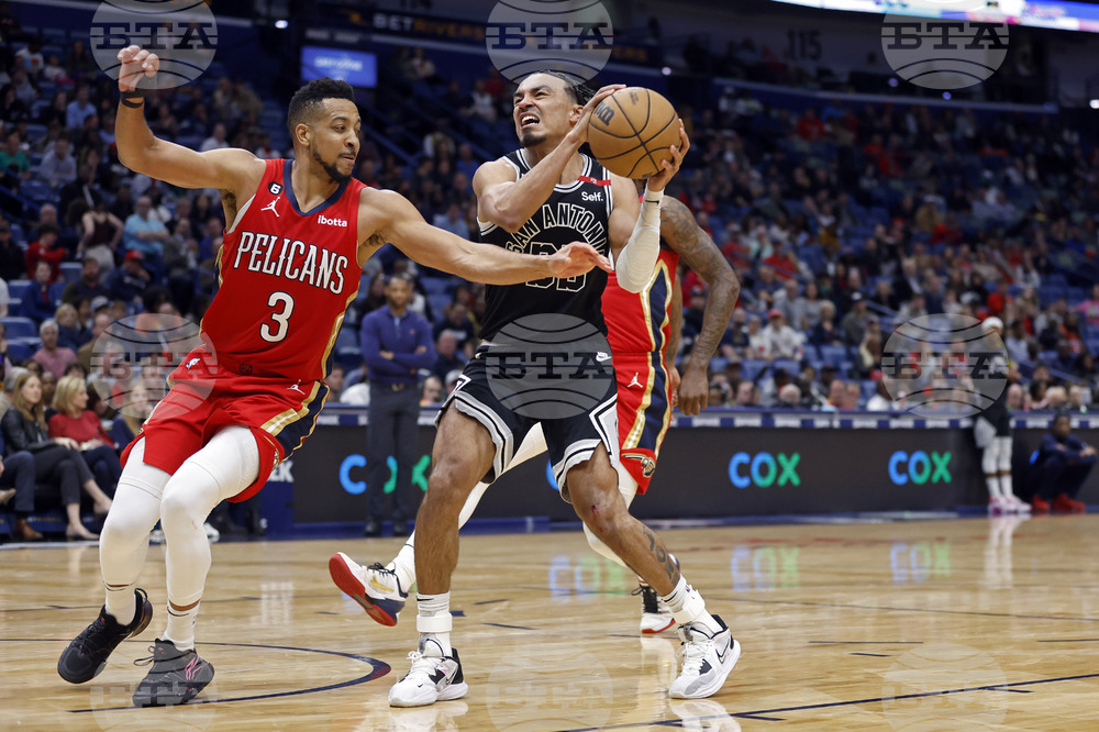 Spurs Pelicans Basketball