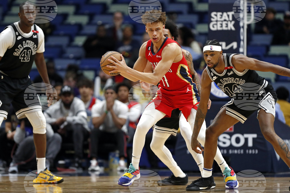 Spurs Pelicans Basketball