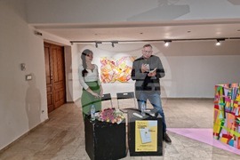 Теодора Тотева - стихосбирка - „На сантиметър от чудото”