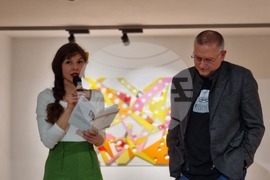 Теодора Тотева - стихосбирка - „На сантиметър от чудото”