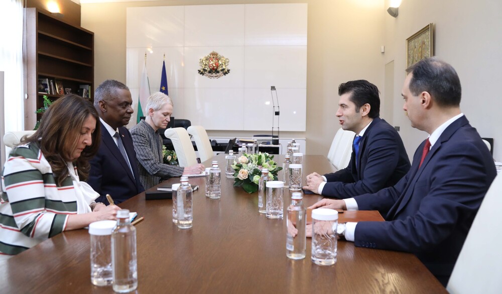 Кирил Петков - Лойд Дж. Остин - среща