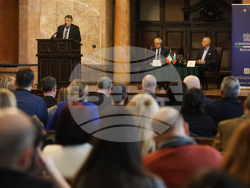 Проф. Джулио Тремонти - книга - представяне