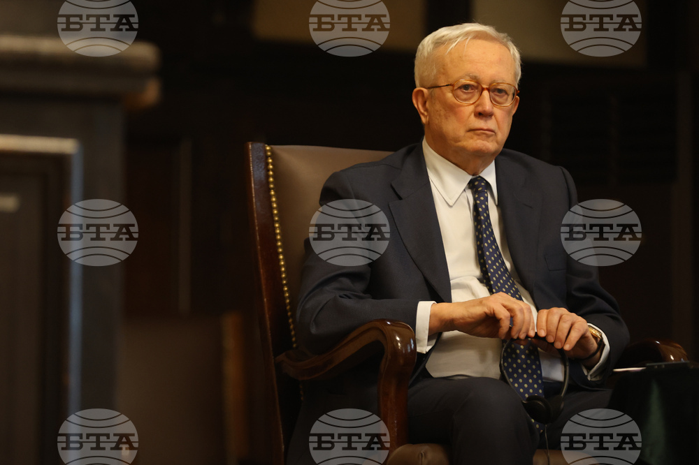 Проф. Джулио Тремонти - книга - представяне