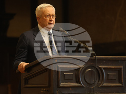 Проф. Джулио Тремонти - книга - представяне