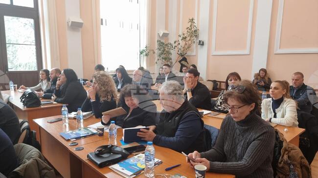 Семинар под надслов „Кохезия в действие“, които цели да покаже европейските политики за справедлив преход, се провежда в Кюстендил