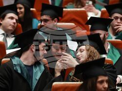 Медицински университет - лекари - дипломиране