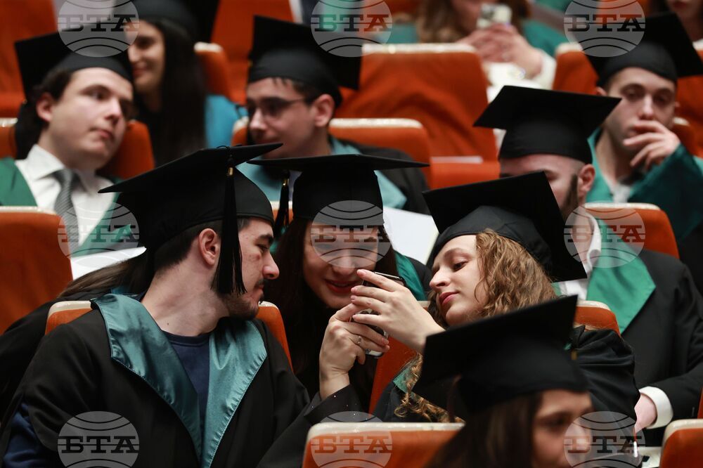 Медицински университет - лекари - дипломиране