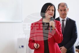 Бургас - Бургаски държавен университет - местна власт - среща - Надежда Калоянова