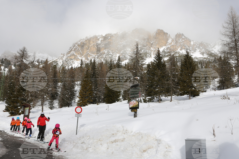 Milan Cortina Olympics Cortina Skiers Glaciers