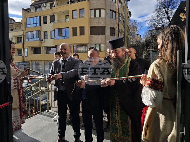 Обновеното общежитие на Земеделската професионална гимназия „Климент Тимирязев“ в Сандански бе открито официално