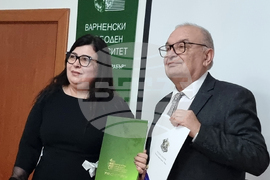 Варна - Областна администрация - Варненски свободен университет „Черноризец Храбър“ - меморандум - подписване