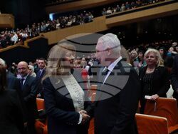 Медицински университет - лекари - дипломиране