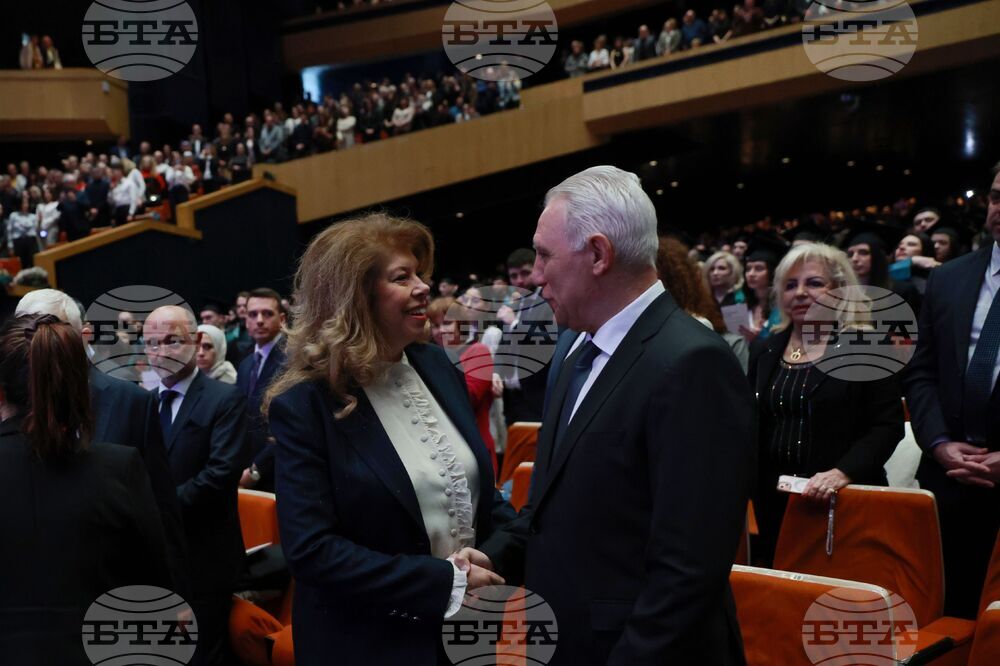 Медицински университет - лекари - дипломиране