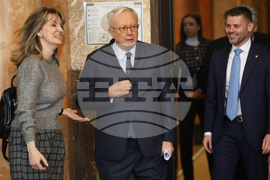 Проф. Джулио Тремонти - книга - представяне