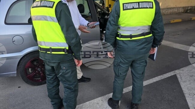 Гранични полицаи арестуваха участник в телефонна измама на Дунав мост при Русе 